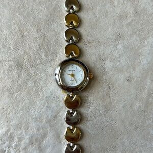 COPY - Appear women Watch